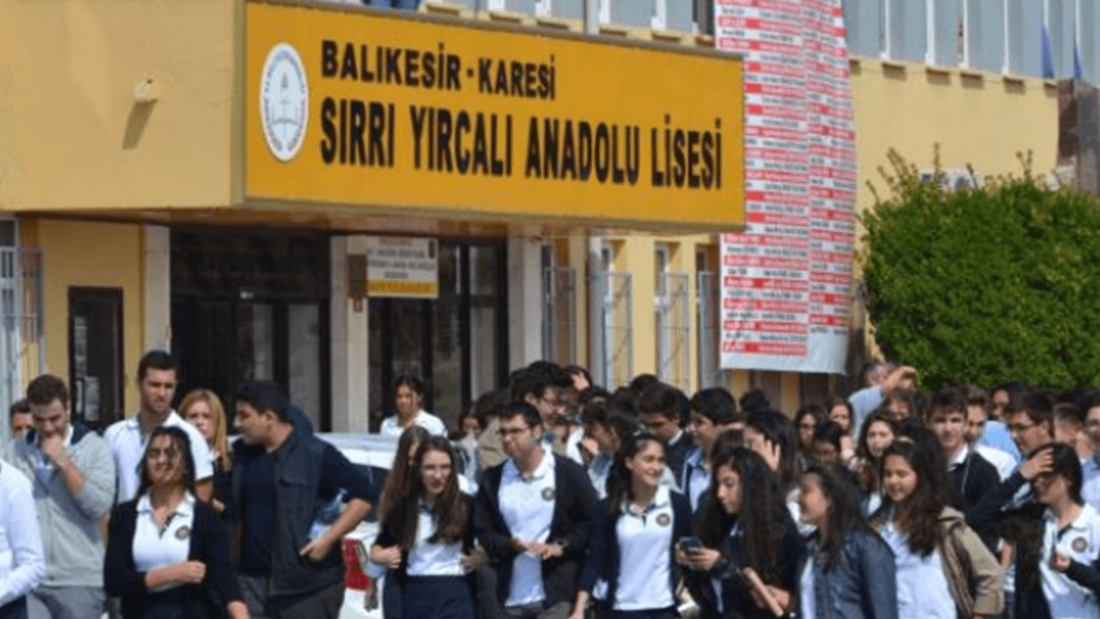 Balıkesir'de deprem riski taşıyan 51 eğitim binası yıkılacak