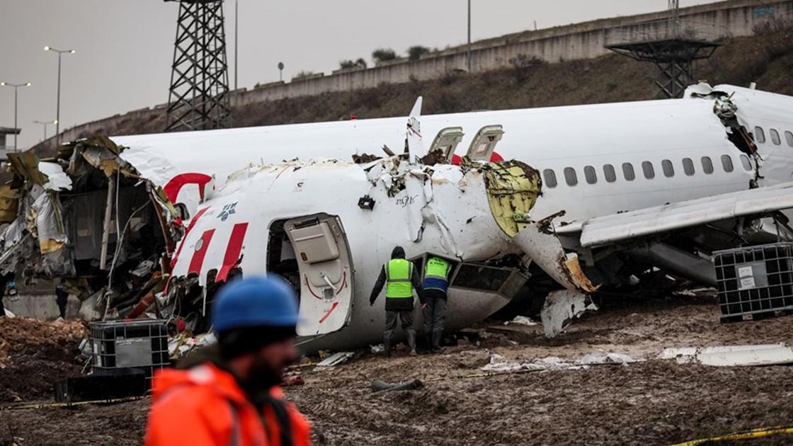 Pistten çıkan uçak için ABD'den heyet geldi, imalat hatası olup olmadığı incelendi