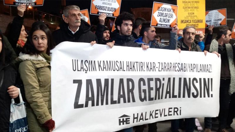 İstanbul'daki toplu taşıma zammına protesto