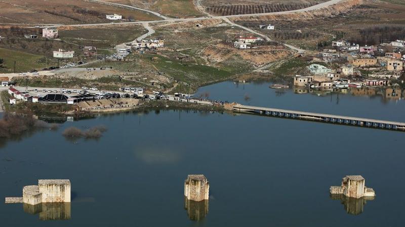 Zülfü Livaneli'nin de aralarında bulunduğu 94 sanatçıdan çağrı: Hasankeyf son nefesini veriyor, bu tarihi hatadan hep birlikte dönelim!