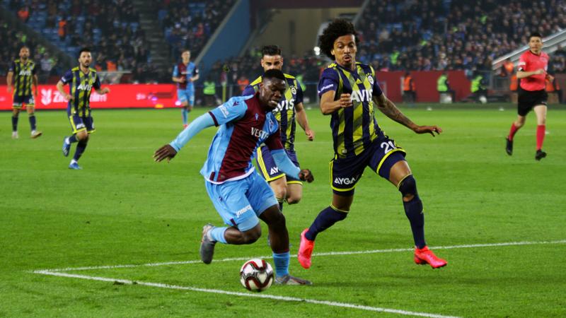 Trabzonspor, Fenerbahçe karşısında avantajı kaptı