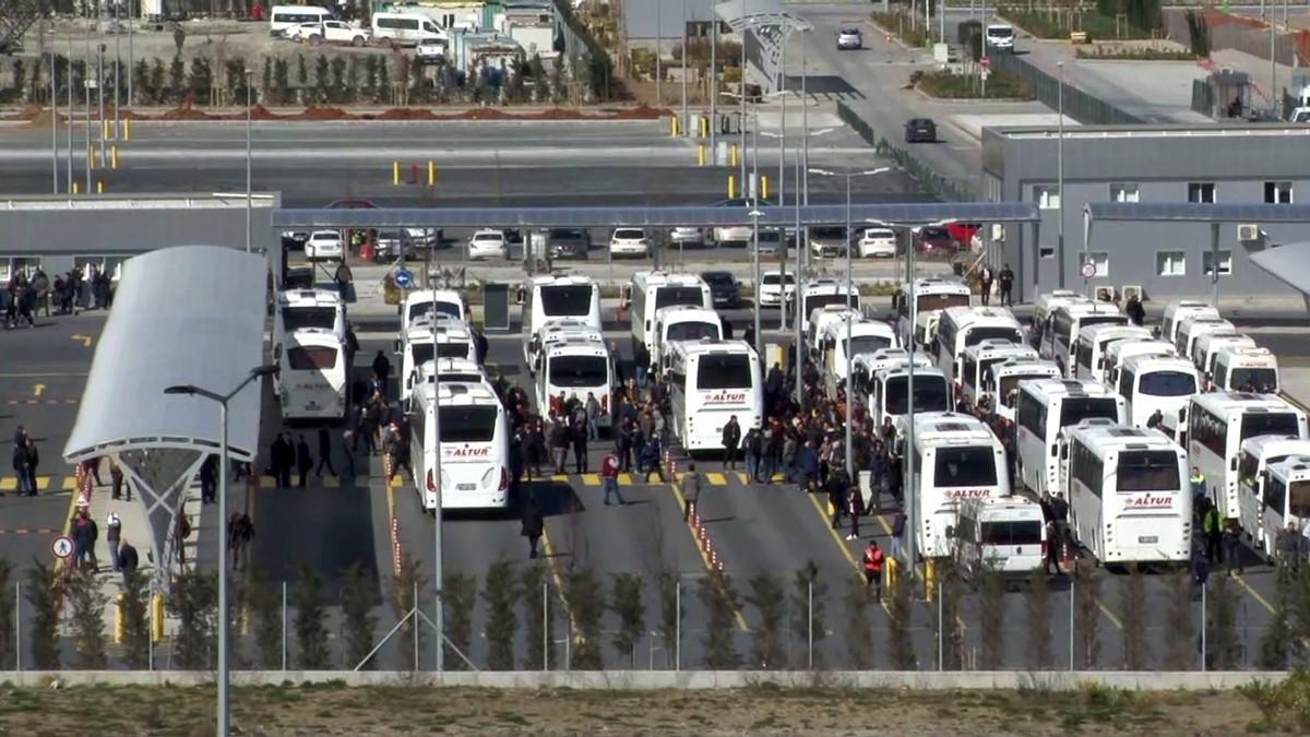 Koronavirüs nedeniyle Avrupa'dan getirilen vatandaşlar yurtlarda 14 gün karantinada tutulacak