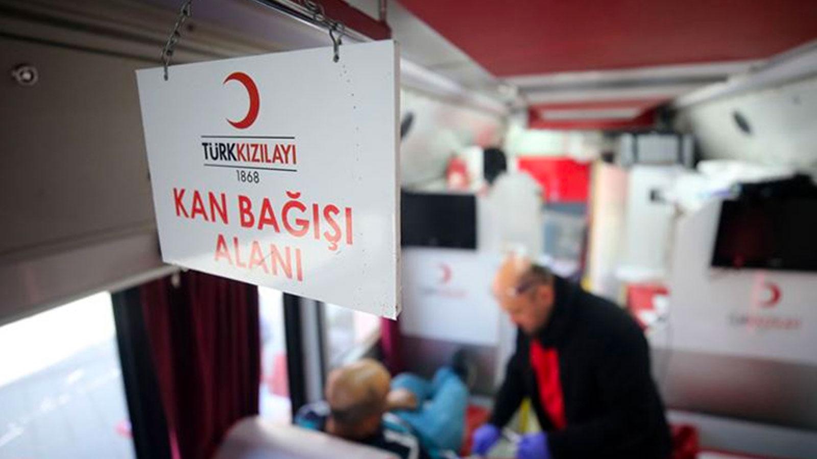 Kızılay Başkanı: Kan stokları 30 bine kadar düştü