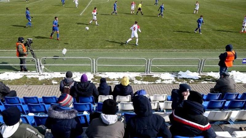 Futbol maçlarının devam ettiği Belarus'a Dünya Sağlık Örgütü'nden çağrı: Vaka sayısı artıyor, ligler durmalı