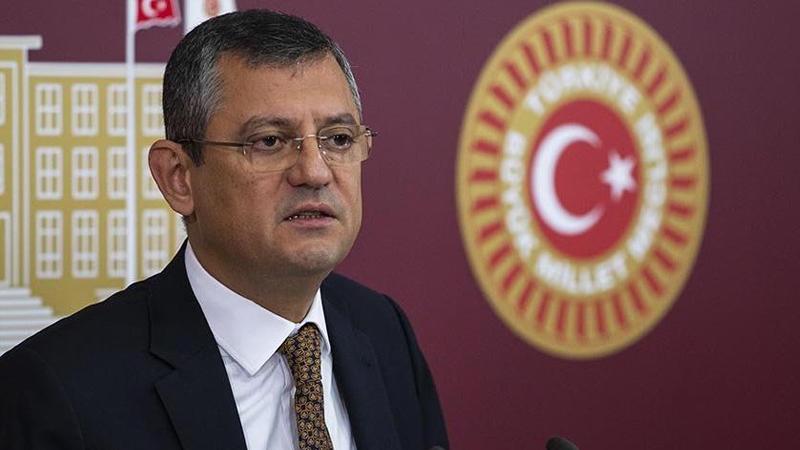 CHP'li Özgür Özel'den Meclis'e gazeteciler için 'yıpranma payı' çağrısı