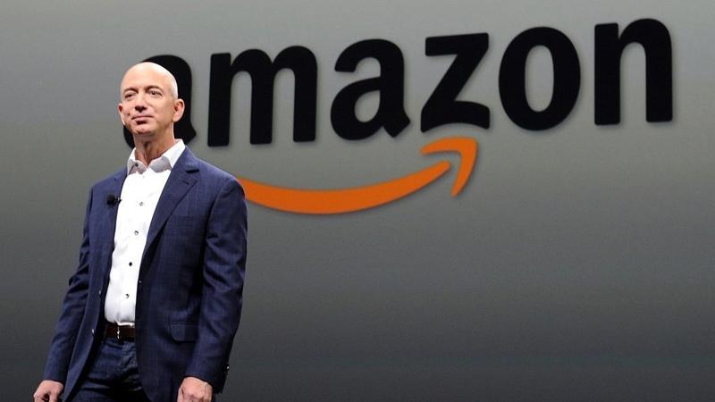 ABD'de milyonerlerden Jeff Bezos'un evleri önünde eylem; "Zenginlerin gelir vergisi artırılsın"