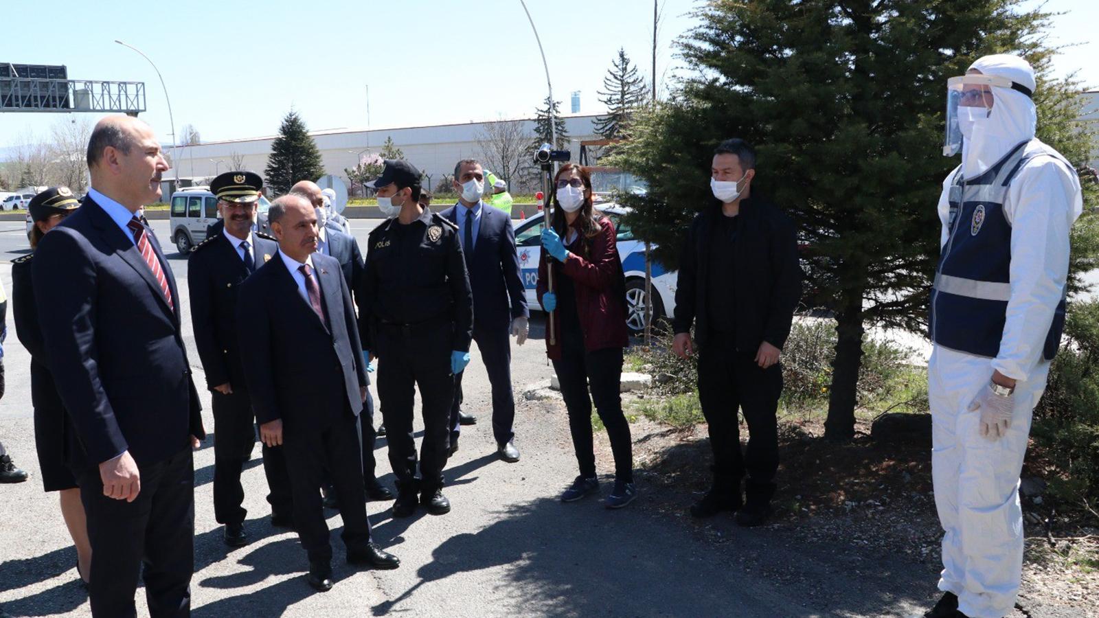 Bakan Soylu'dan bekâr polis memurlarına evlilik tavsiyesi: Koronavirüs'ten sonra bir düğün yapalım 