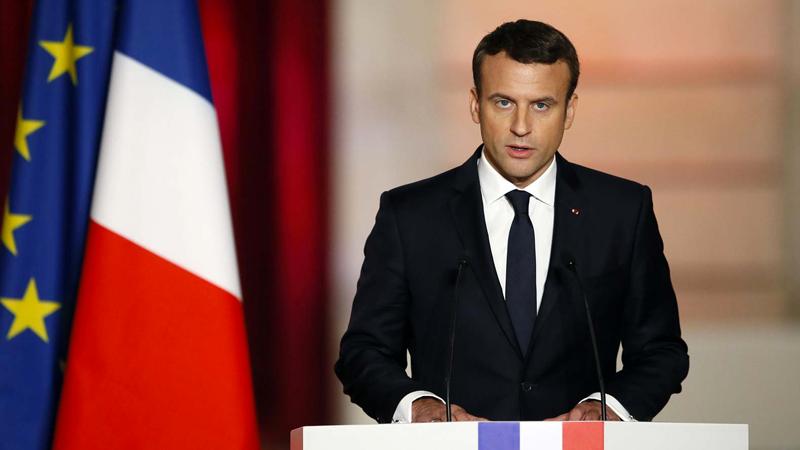 Macron'un partisi parlamentoda çoğunluğunu kaybetti 