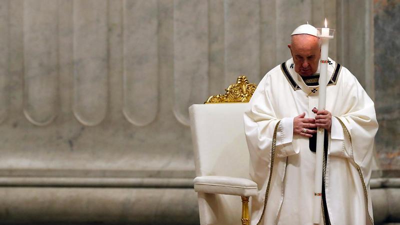 Papa Francesco ve eski Papa Benedict, Koronavirüs aşısı oldu