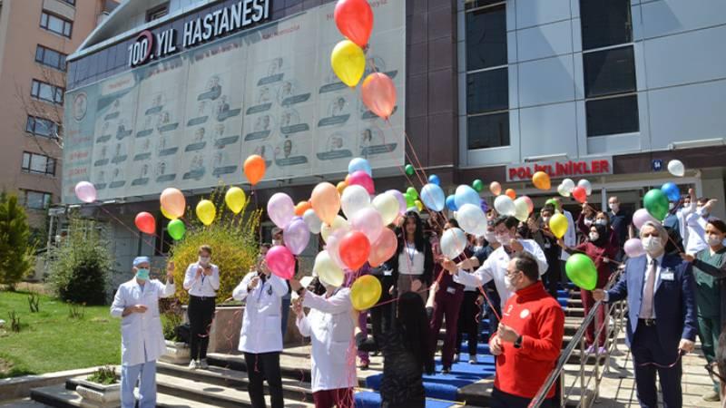 Sağlık çalışanlarından 7 dilde ‘evde kal’ çağrısı