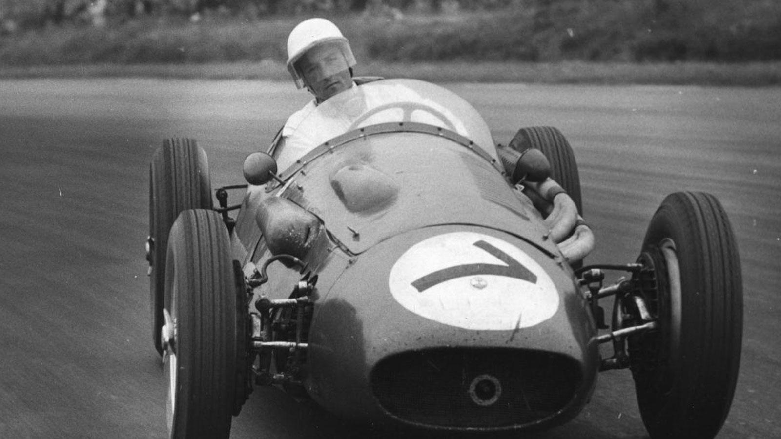 Formula 1'in efsane pilotlarından Stirling Moss hayatını kaybetti