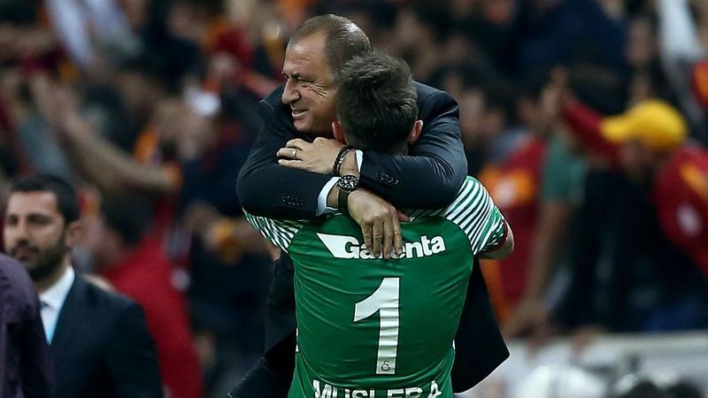 Fatih Terim'den yönetime rapor: Muslera hariç herkes gidebilir