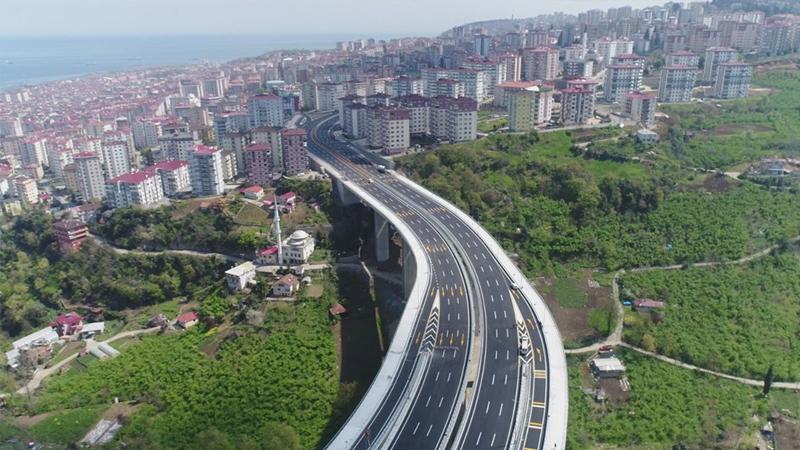 Türkiye'nin en pahalı şehir içi yolu Kanuni Bulvarı'nın yüzde 50'si tamamlandı