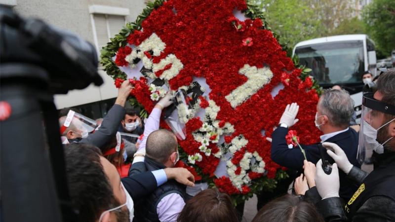 Sabah yazarı Engin Ardıç: Günlerin bugün getirdiği baskı, zulüm ve kandır, polisten dayak yiyin ki bu cümle bir ölçüde geçerlik kazansın