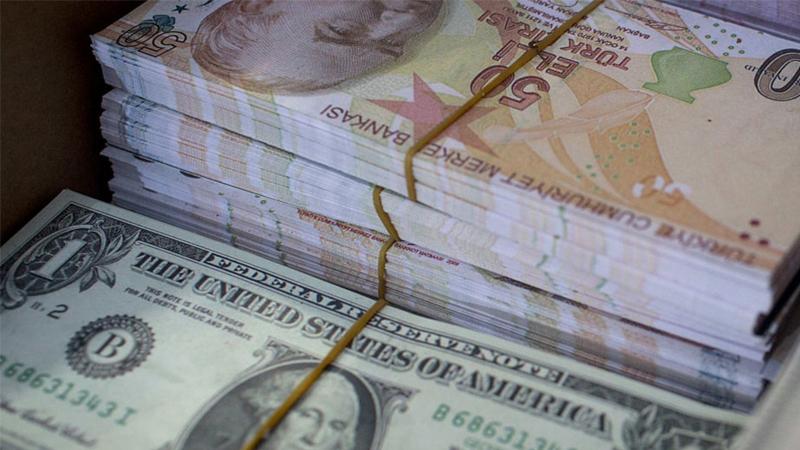 Dolar, 7 liranın üstünde işlem görmeye devam ediyor