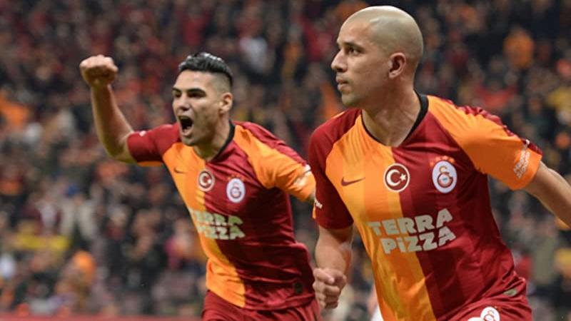 Galatasaray'da önemli hafta; maaş indirimi görüşmeleri başlıyor