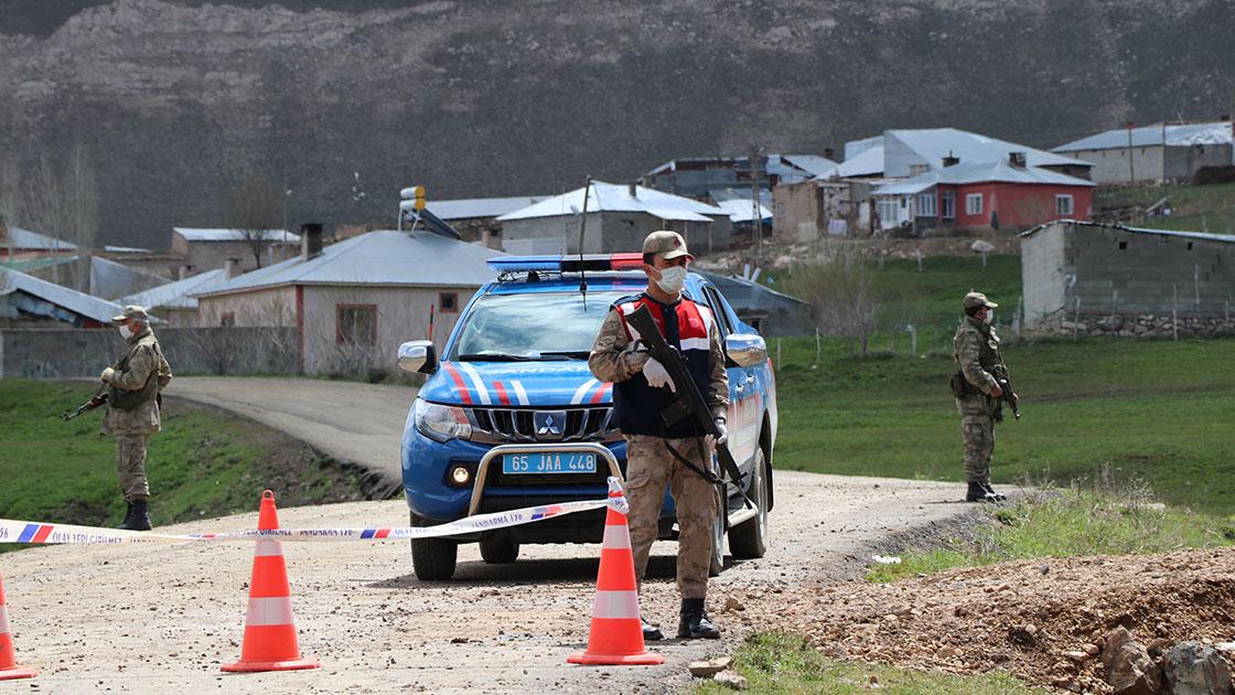 Taziye çadırı kurulan köyde Koronavirüs vaka sayısı artmaya devam ediyor