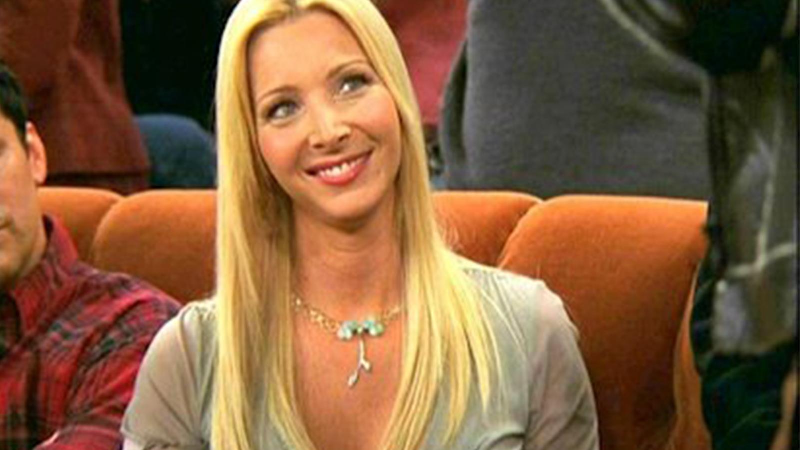 Lisa Kudrow eleştirilere yanıt verdi: Friends zamanına göre ilerici bir diziydi 