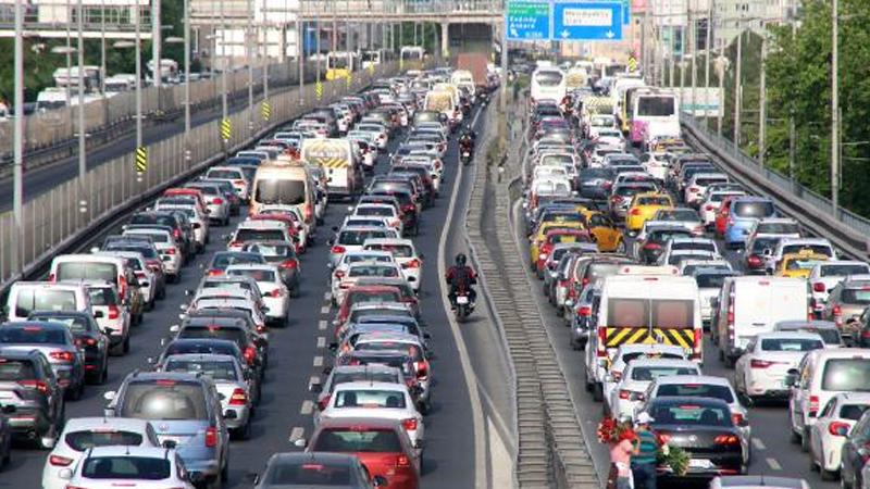 İstanbul'da son 2 ayın en yoğun trafiği 