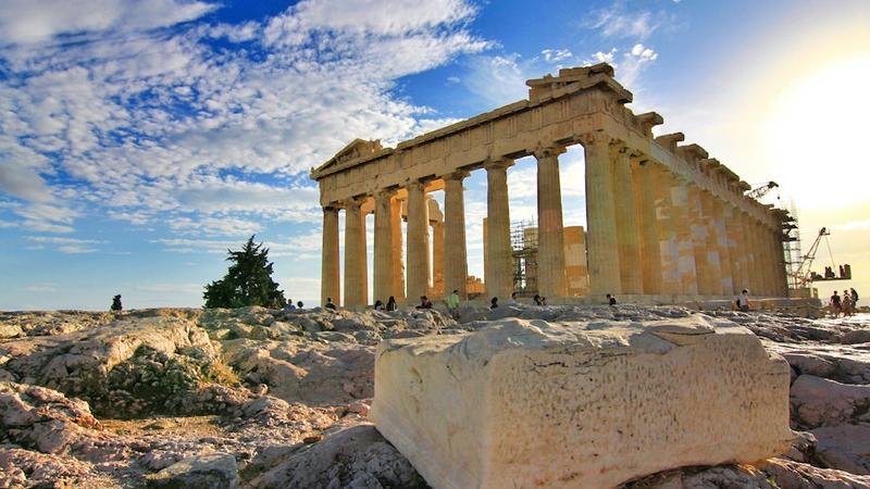 Yunanistan'a gelecek turistlere test yapılmayacak, tatile çıkacaklara 120 Euro'luk destek verilecek