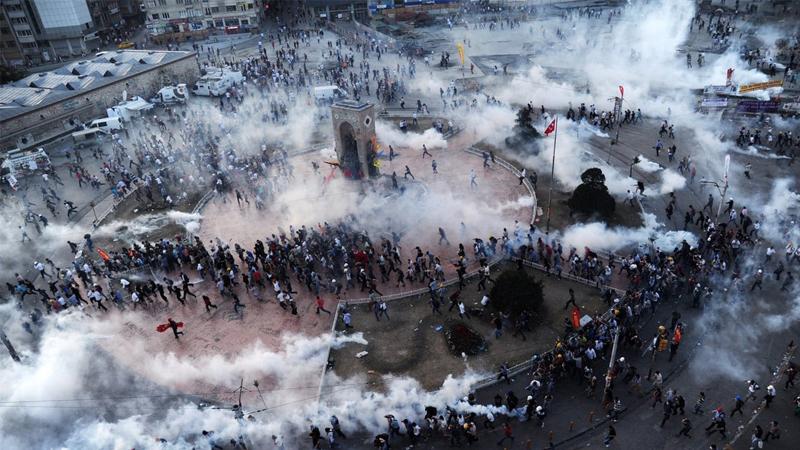 Sabah yazarı Hilal Kaplan: Gezi ruhu dediğiniz, faşizmin ayak seslerinden ibaretti