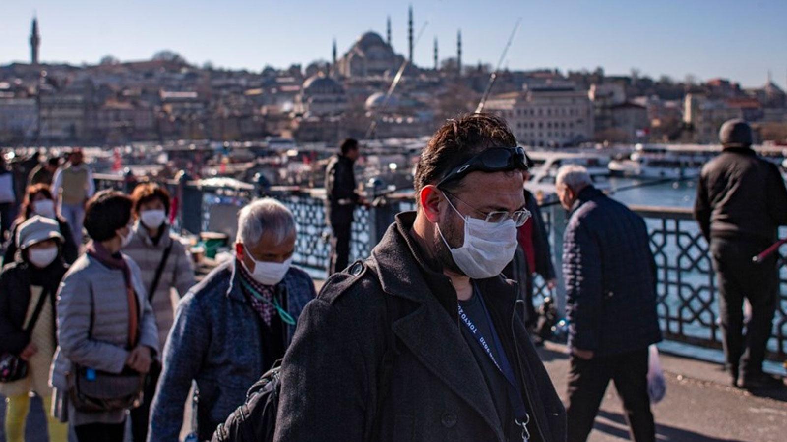 İstanbul Tıp Fakültesi Dekanı Prof. Dr. Tükek: Yasak yerine maske zorunlu olsun