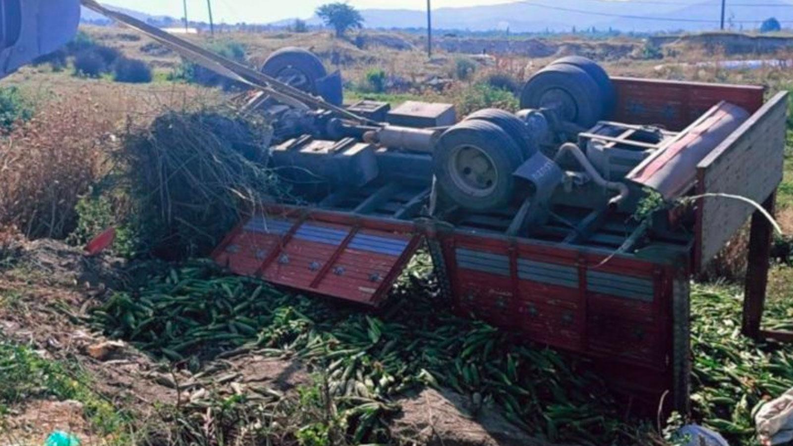 Aydın’da tarım işçilerini taşıyan kamyon devrildi: 2 ölü, 8 yaralı