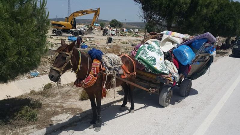 Çadırlar kaldırıldı, Çeşme’de 300 Roman vatandaş evsiz kaldı