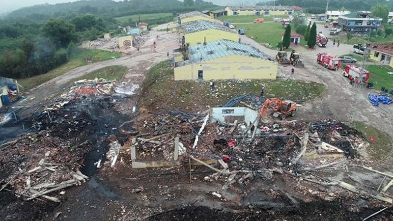 Havai fişek fabrikası patlamasına ilişkin yeni detaylar; ustabaşı, işçilere fazla üretim için baskı yapılmadığını iddia etti, fabrika sahibi işçileri suçladı