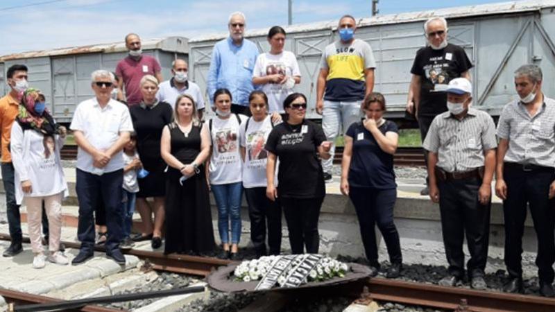 Çorlu tren faciasında hayatını kaybedenler anıldı: TCDD katildir, peşini bırakmayacağız!