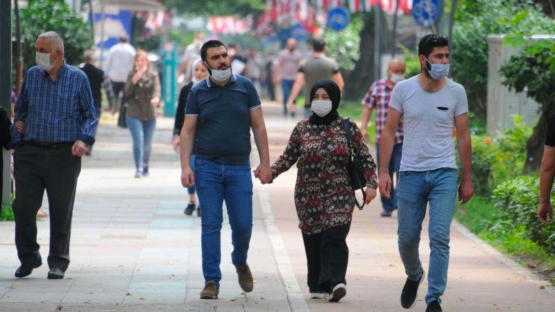 Bolu'da mahkeme maske cezasını iptal etti: Devletin kişi başına her gün 3 tane maske sağlama zorunluluğu var