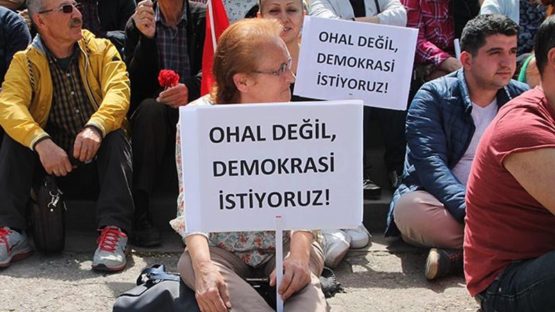 CHP'den OHAL raporu: TBMM'nin FETÖ raporu 4 yıldır kamuoyundan gizleniyor