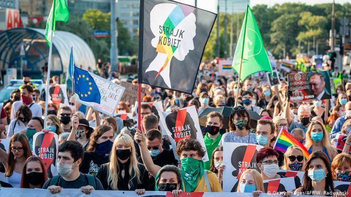 Polonya'nın İstanbul Sözleşmesi'nden çekilme süreci bugün başlıyor 