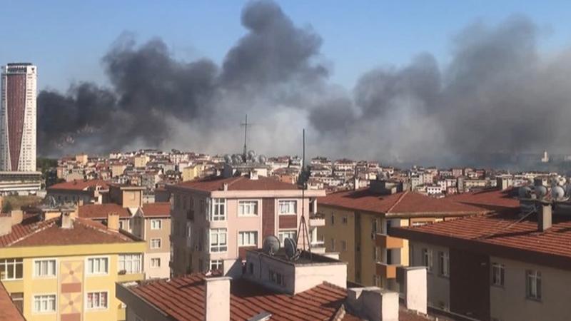 Maltepe'de askeri alanda çıkan yangın söndürüldü