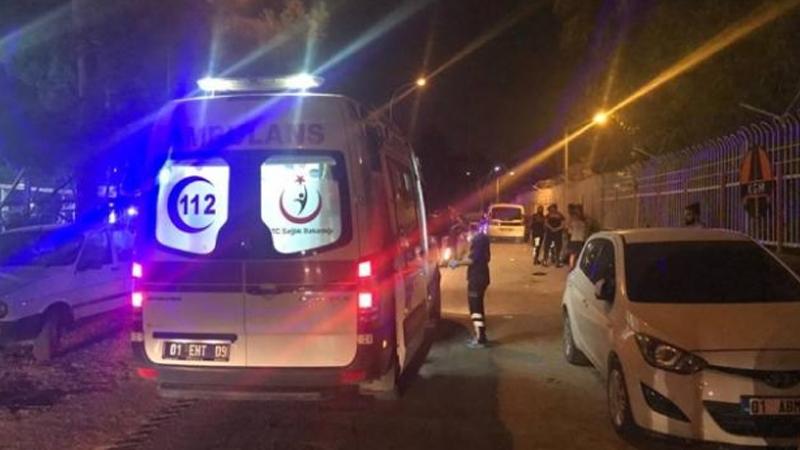 Adana'da çarpışan otoda 'bana çok çarptın' kavgası: 4 yaralı