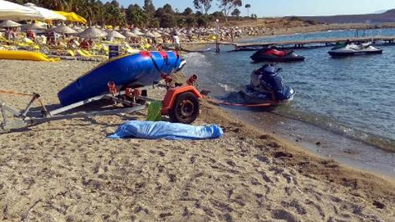 Foça'da 9 kişinin bulunduğu tekne battı: 4 ölü