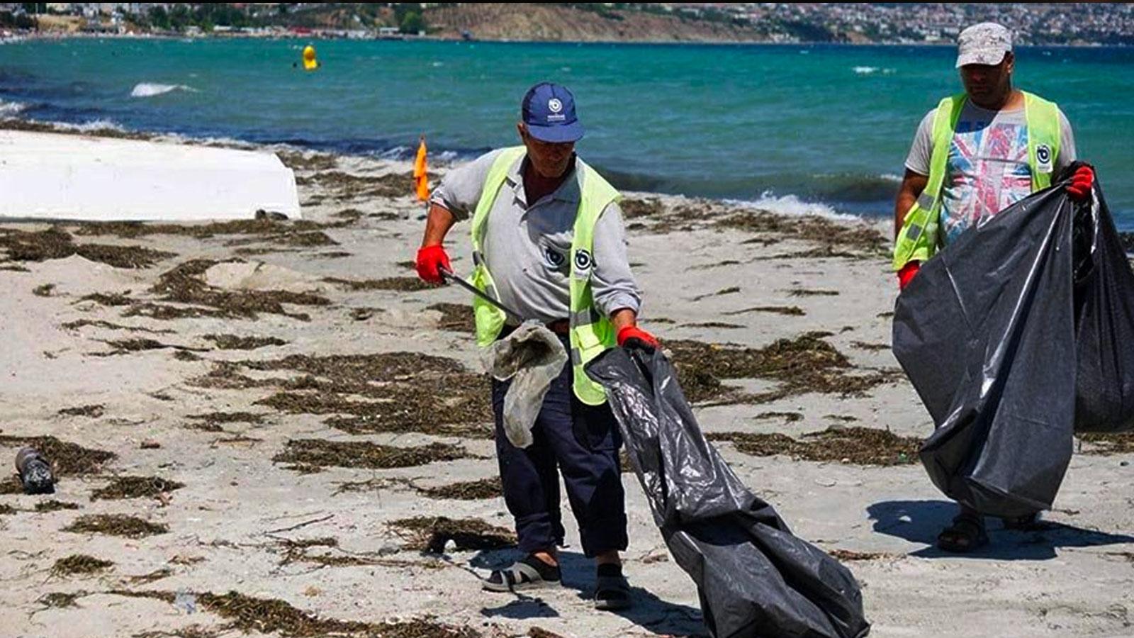 Tekirdağ'ın tatil beldesinde 4 günlük bayram tatili sonrası 500 ton çöp toplandı