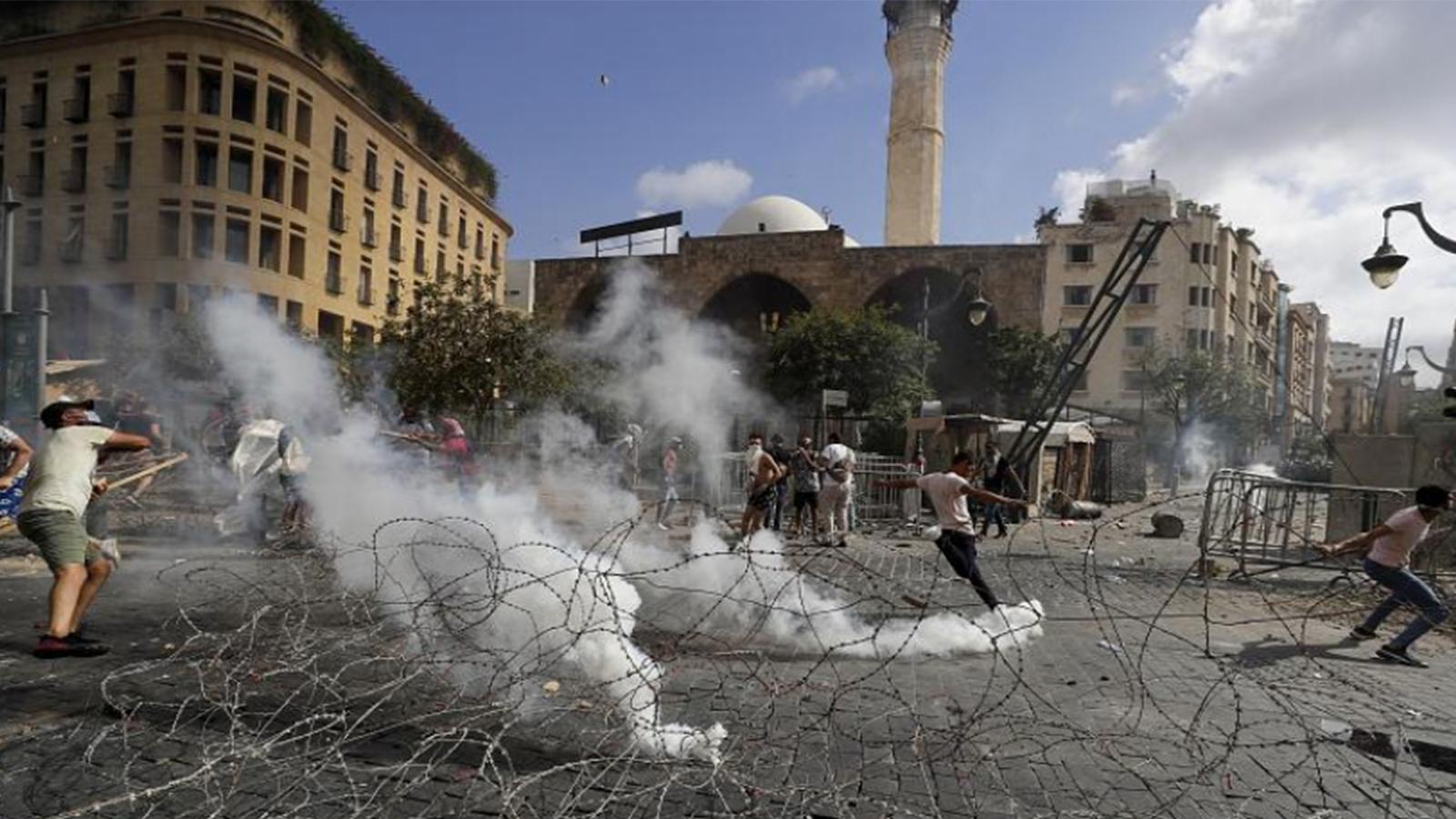 Lübnan'da protestolarda yaralananları sayısı 700'ü geçti 