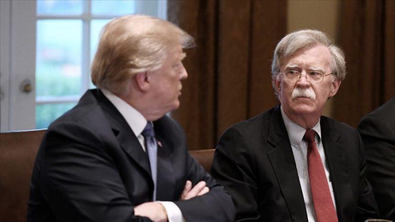 Trump: Çok aptal tanıdım ama John Bolton en aptallarından biri