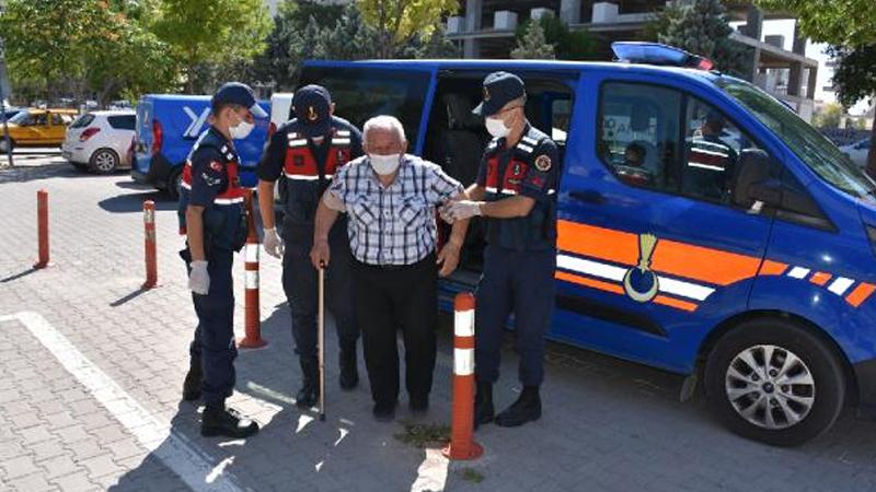 Şehre taşınmak isteyen eşini tabancayla vurdu!