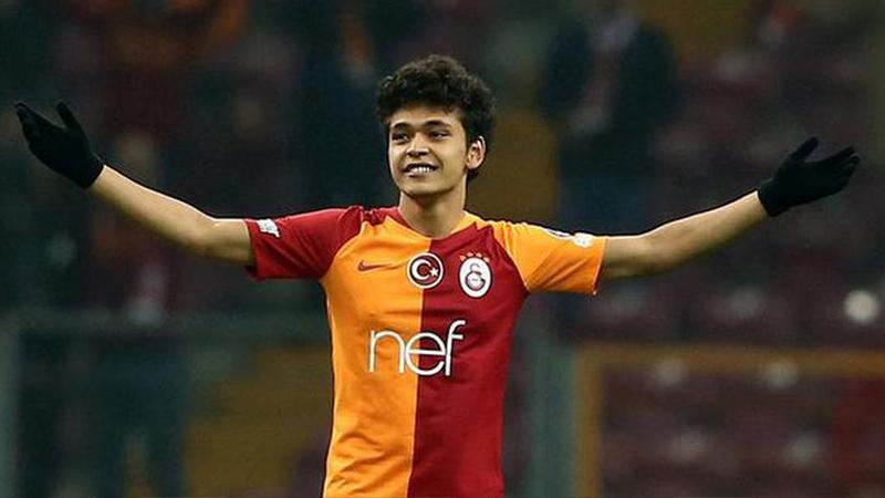 Galatasaray'dan ayrılan Mustafa Kapı, Lille'e 5 yıllık imza attı