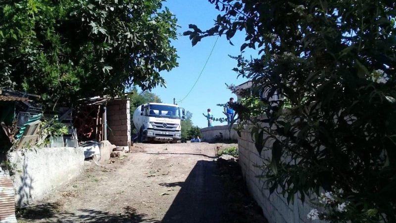 Sendika başkanının villasına yol yapan belediyeyi şikâyet etti; darp edildi