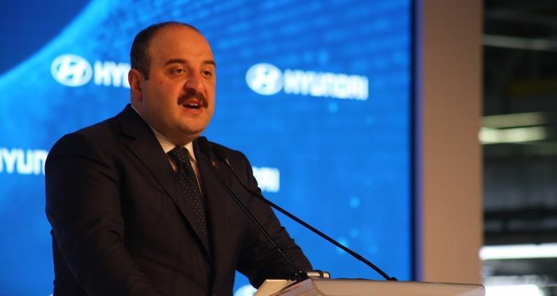 Bakan Varank: 2030'da elektrikli, bağlantılı ve otonom araç üretiminde Avrupa'da lider olmayı hedefliyoruz