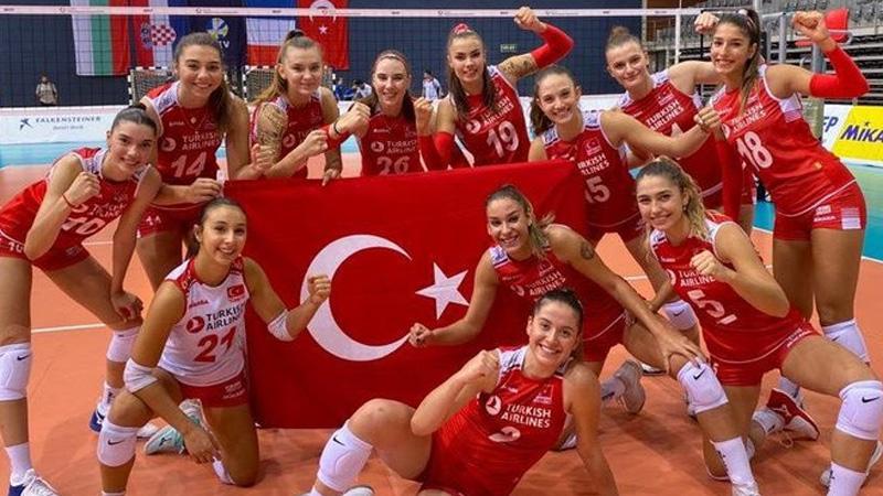 19 Yaş Altı Genç Kız Voleybol Milli Takımı, Avrupa'da finale yükseldi