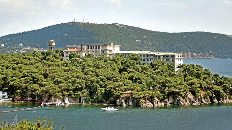 İstanbul Tabip Odası'ndan Heybeliada Sanatoryumu'nun Diyanet'e devredilmesine tepki