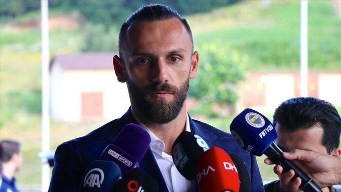 Vedat Muriç'ten Fenerbahçe taraftarına: Haklarını helal etsinler, bir yanlışımız olduysa affola