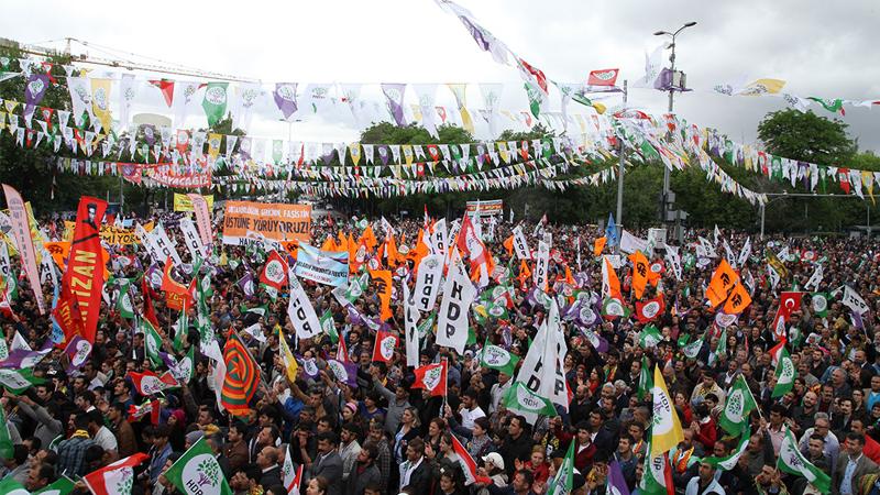 Karar gazetesi Genel Yayın Yönetmeni: HDP'nin öncelikle yönelmesi gereken yol etnik milliyetçiliği terk etmek olmalı