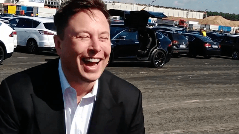 Elon Musk, çocuğu X Æ A-12’nin adını unuttu