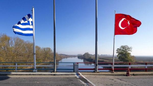 Yunanistan Dışişleri Bakanı Dendias, Türkiye'ye geliyor