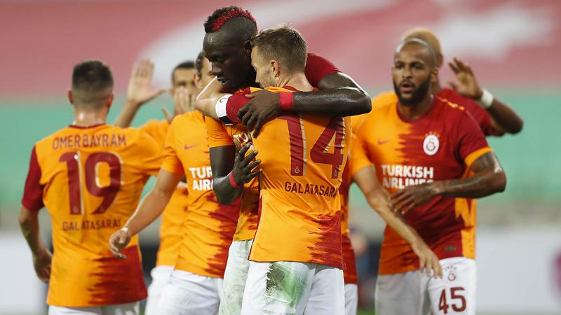 Galatasaray, UEFA Avrupa Ligi'nde rahat turladı